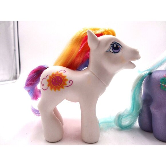 My Little Pony Razzaroo‎ purple present and Sunny Daze 2002 - Picture 7 of 15